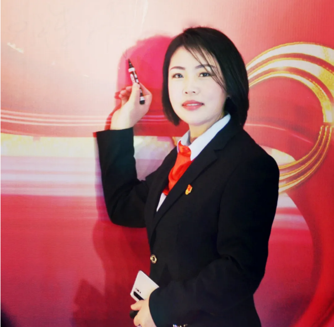 威廉希尔人物（五）|王姝娟：付出是一种力量，更是一份幸福