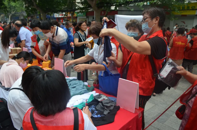 【感谢有你，感恩兑换】威廉希尔党委积极参与经八路街道办事处志愿者积分兑换活动